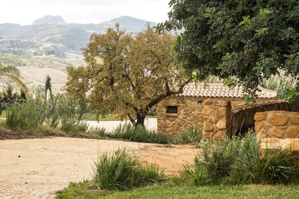 Agriturismo Feudo Muxarello Aragona Dış mekan fotoğraf