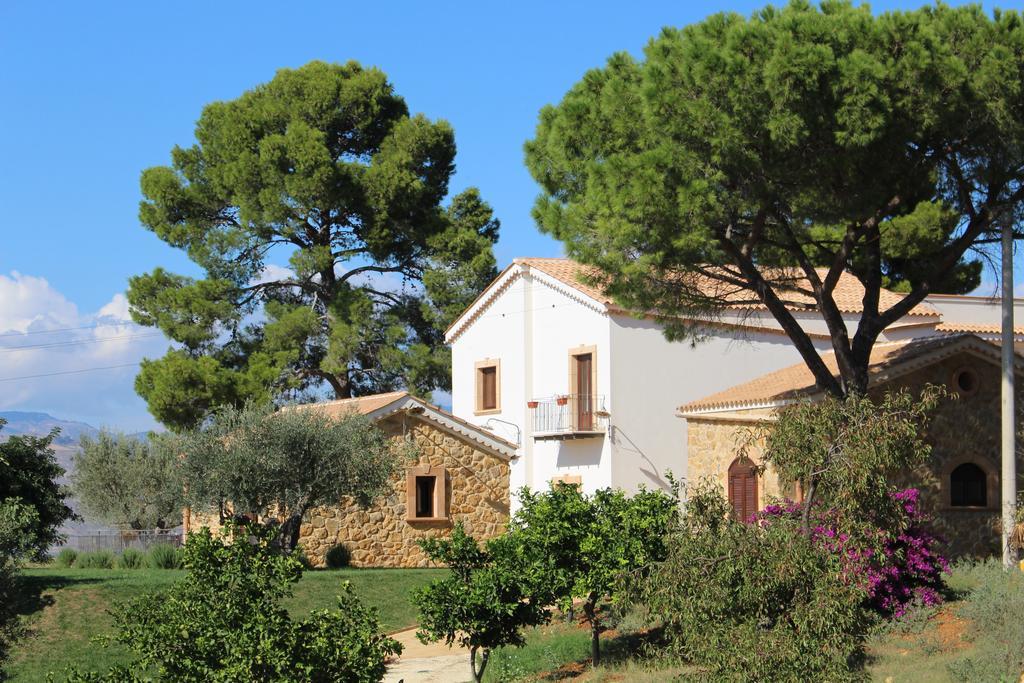 Agriturismo Feudo Muxarello Aragona Dış mekan fotoğraf