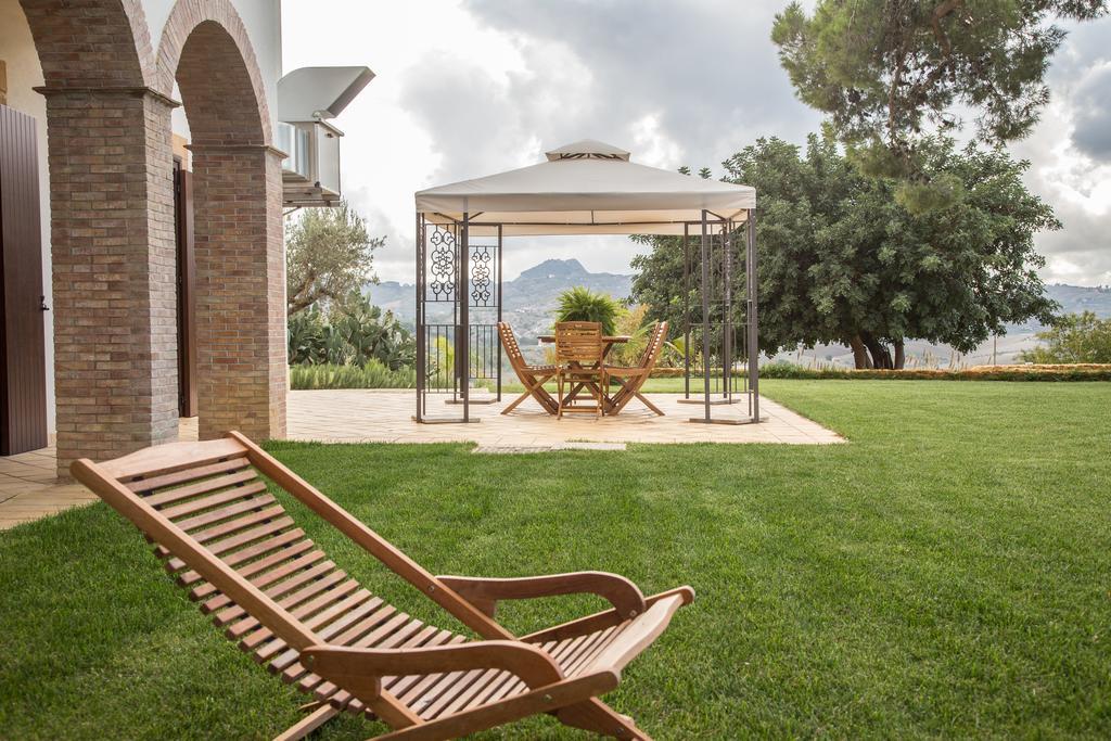 Agriturismo Feudo Muxarello Aragona Dış mekan fotoğraf