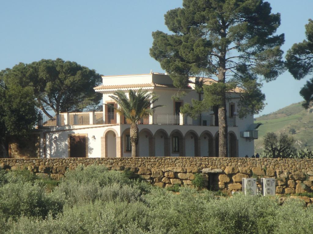 Agriturismo Feudo Muxarello Aragona Dış mekan fotoğraf