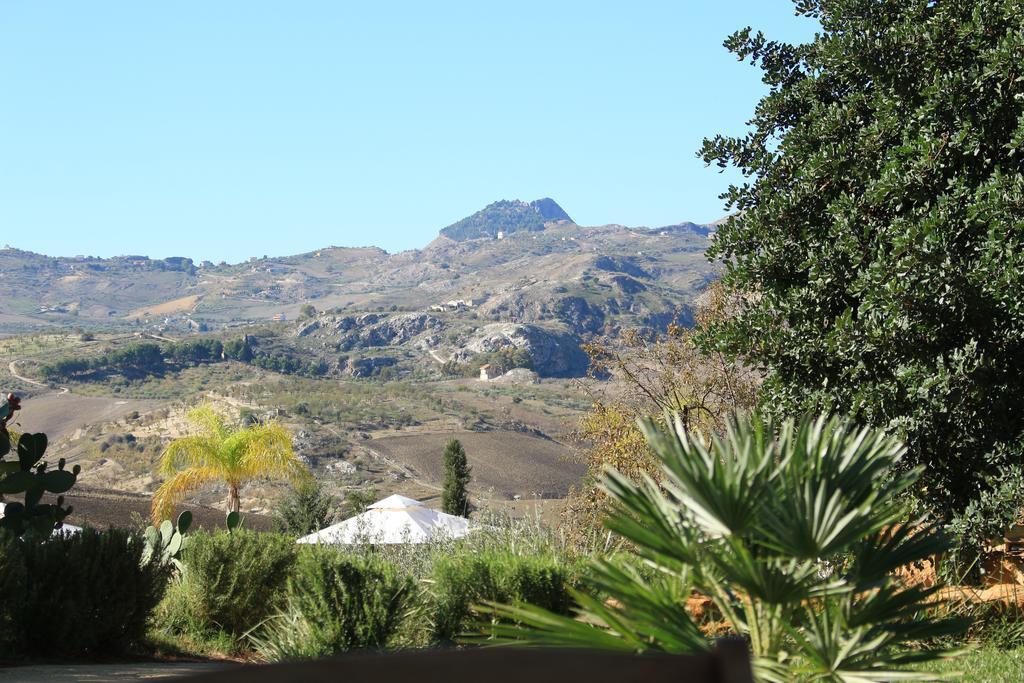 Agriturismo Feudo Muxarello Aragona Dış mekan fotoğraf